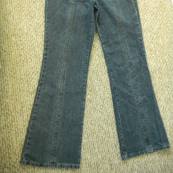 COPY - COPY - DKNY Jeans Dark Wash Boot Cut - Picture 6 of 6